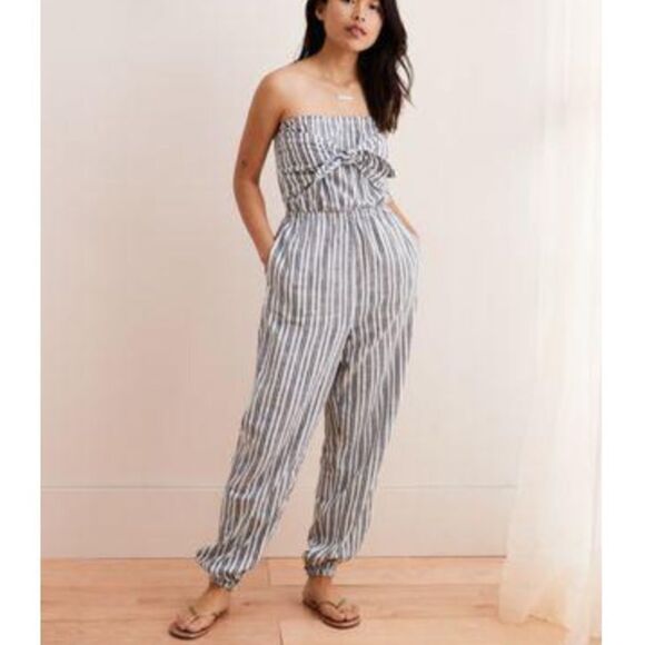 Aerie linen strapless romper jumper. Small - Picture 1 of 4